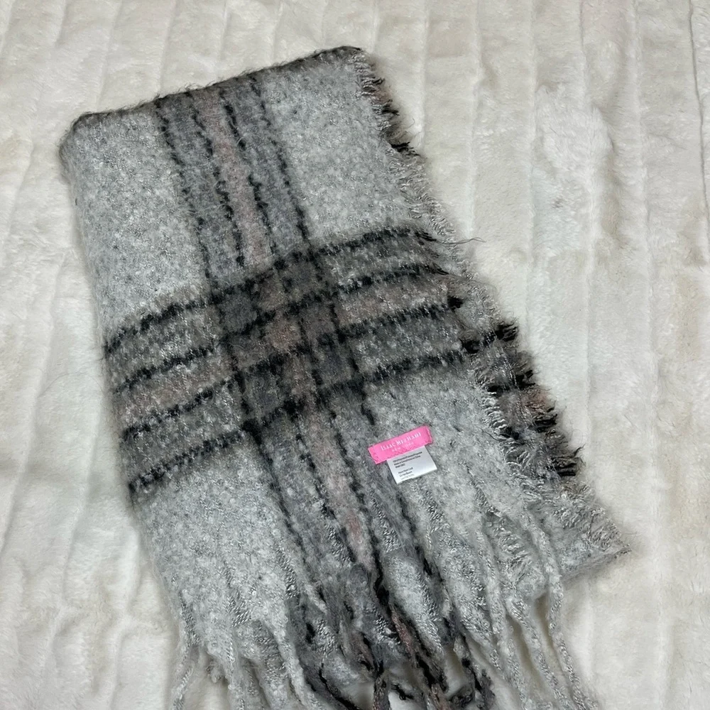 Preppy Grey Black Soft Plaid Fall Winter Outdoor Travel Tassel Long Scarf City